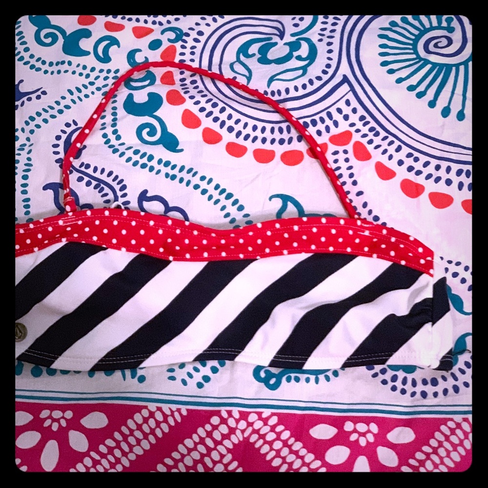 ❗️Cute Volcom Red, White, and Blue Bikini Top